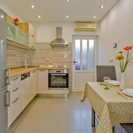 Apartman Althea U Centru Hvara *