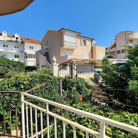 Apartment Apartman Althea U Centru Hvara Hvar Town